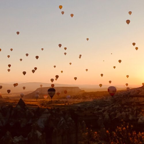 lever soleil en Cappadoce avec montgolfières